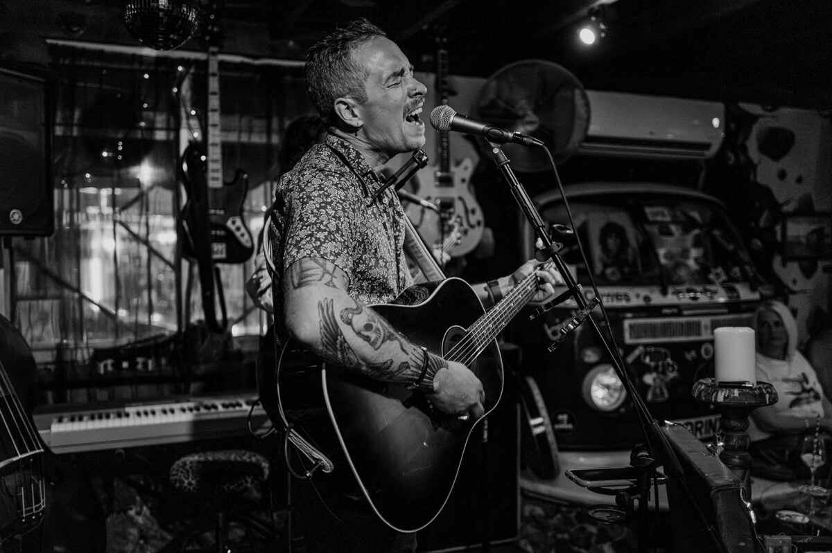 Pete Downham is an event and music photographer based in Surrey. 