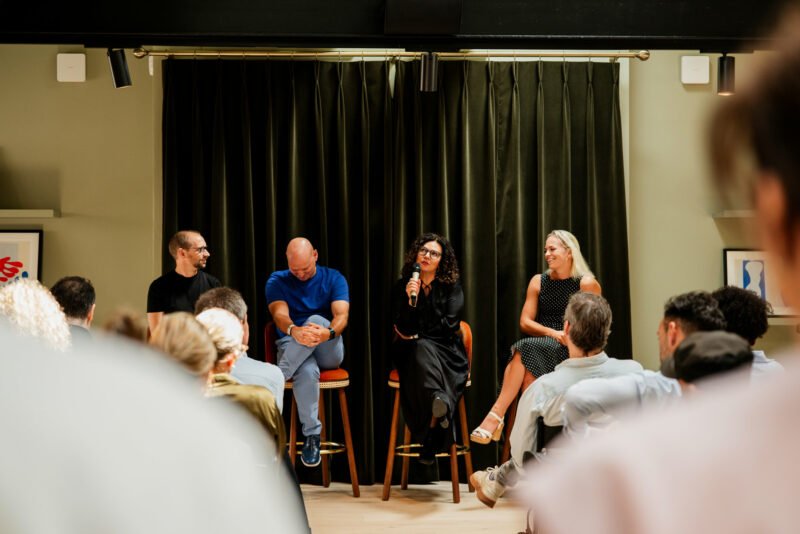 Documentary Event Photographer London Outside Us Or Canada