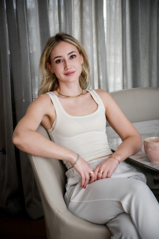 9067-claire-corporate-headshot-photographer-hampstead,-london-london