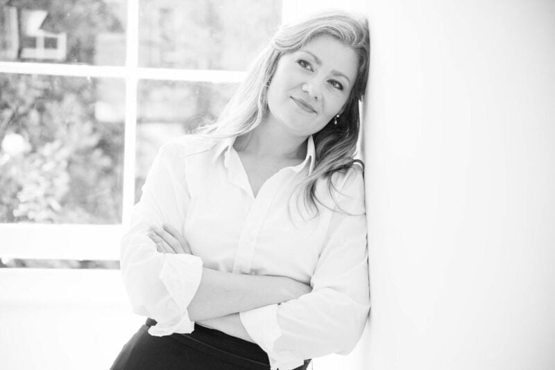 9067-claire-corporate-headshot-photographer-hampstead,-london-london